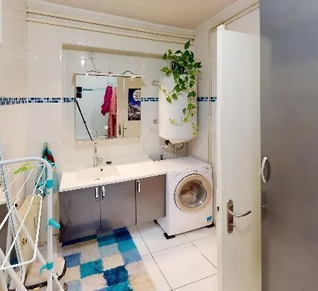 Apartment T3 Tout Confort,gare,tram,tout Commodite .