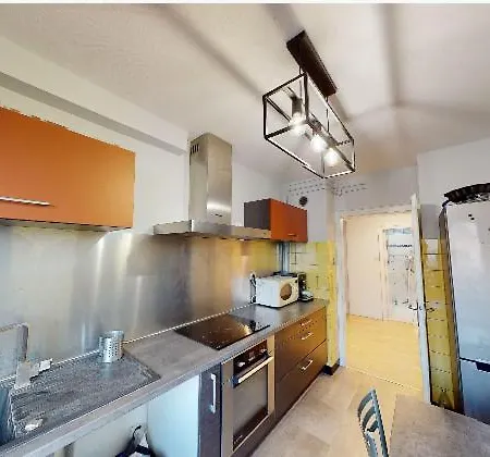 Apartment T3 Tout Confort,gare,tram,tout Commodite .